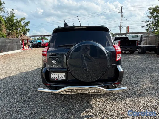 2010 Toyota Rav-4 — foto 6 / 10