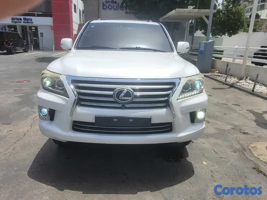 2014 Lexus Lx — foto 9 / 11