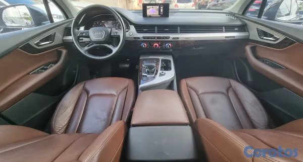 2016 Audi Q7 — foto 9 / 10