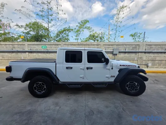 2021 Jeep Gladiator — foto 4 / 5