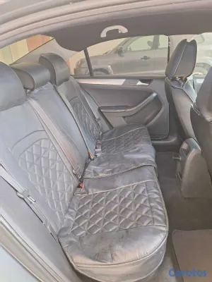 2017 Volkswagen Jetta — foto 4 / 9