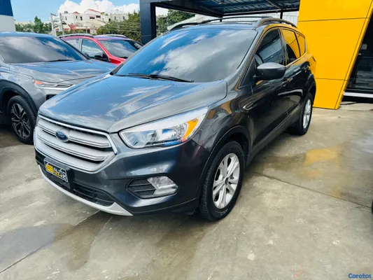 2018 Ford Escape — foto 3 / 10