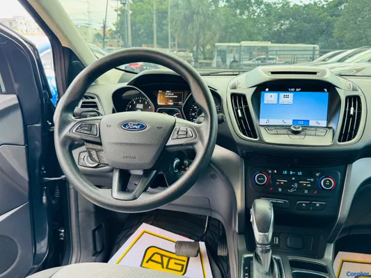 2018 Ford Escape — foto 9 / 10