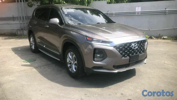 2019 Hyundai Santa Fe — foto 2 / 8