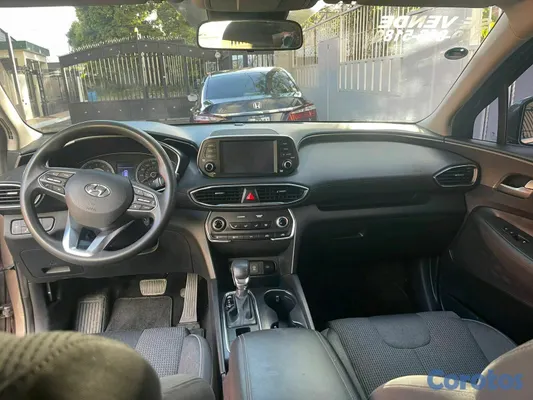 2019 Hyundai Santa Fe — foto 6 / 8