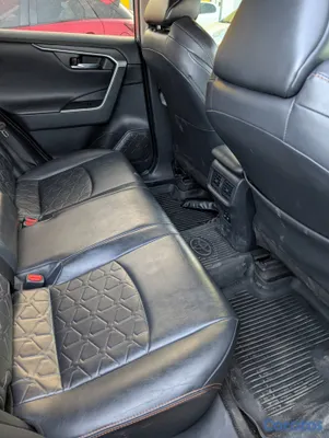2019 Toyota Rav-4 — foto 8 / 10