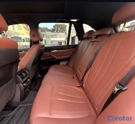 2018 BMW X5 — foto 5 / 9
