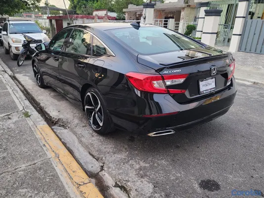 2021 Honda Accord — foto 6 / 10