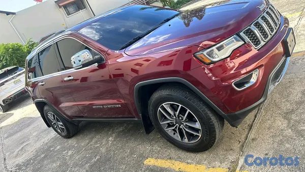 2019 Jeep Grand Cherokee — foto 2 / 7