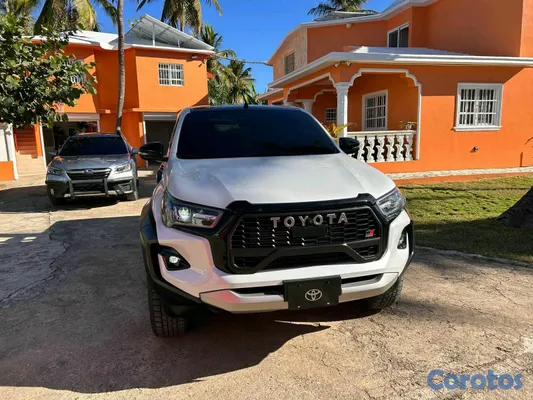 2025 Toyota Pick Up — foto 3 / 10