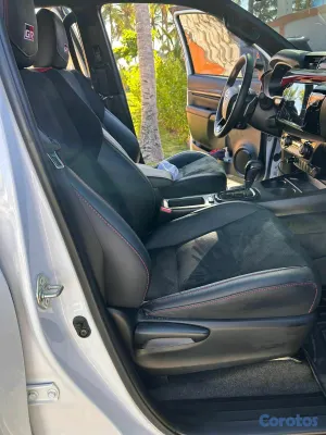 2025 Toyota Pick Up — foto 5 / 10