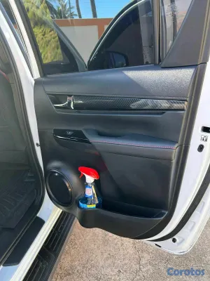 2025 Toyota Pick Up — foto 6 / 10