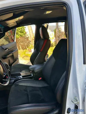 2025 Toyota Pick Up — foto 8 / 10
