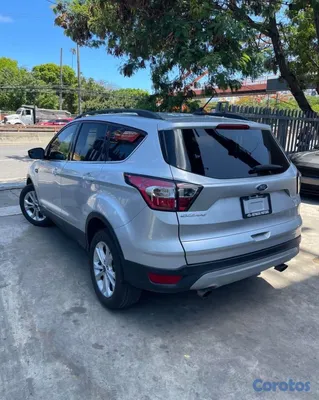 2018 Ford Escape — foto 3 / 8