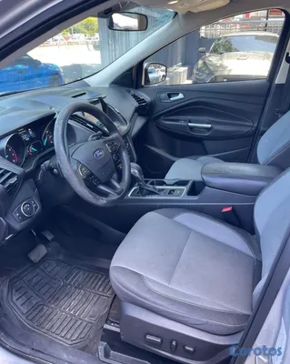 2018 Ford Escape — foto 5 / 8