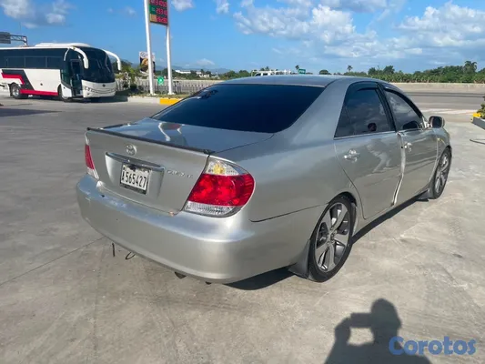 2006 Toyota Camry — foto 5 / 17