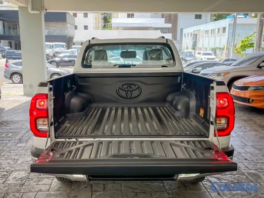 2026 Toyota Hilux — foto 9 / 11