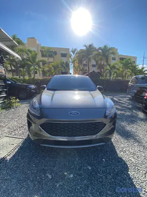 2022 Ford Escape — foto 2 / 9