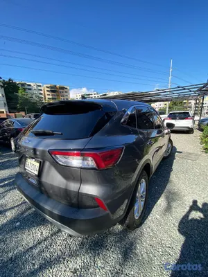2022 Ford Escape — foto 4 / 9