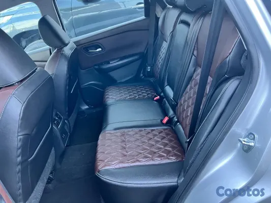 2022 Nissan Rogue — foto 9 / 10