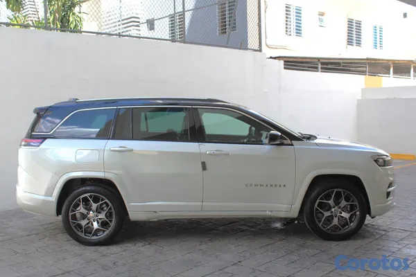 2026 Jeep Commander