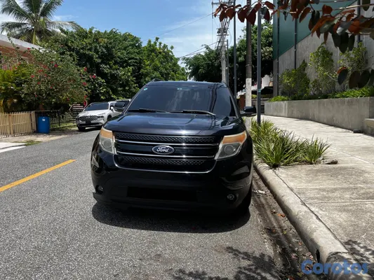 2014 Ford Explorer — foto 5 / 19