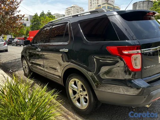 2014 Ford Explorer — foto 17 / 19