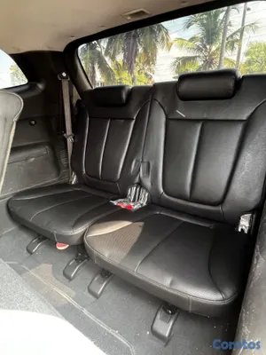 2012 Hyundai Santa Fe — foto 11 / 20