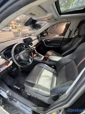 2019 Toyota Rav-4 — foto 4 / 10