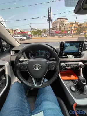 2019 Toyota Rav-4 — foto 9 / 10