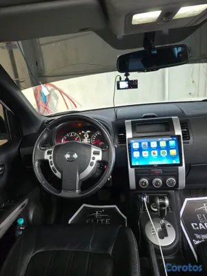2014 Nissan X-Trail — foto 12 / 13