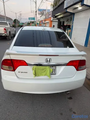 2009 Honda Civic — foto 6 / 10