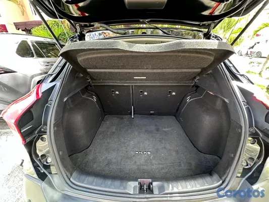 2020 Nissan Kicks — foto 8 / 14