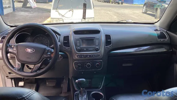 2015 Kia Sorento — foto 6 / 10