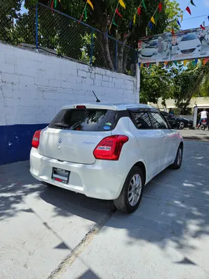 2020 Suzuki Swift — foto 4 / 10
