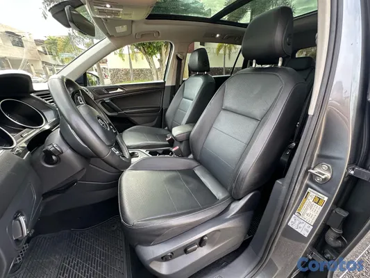 2020 Volkswagen Tiguan — foto 6 / 17