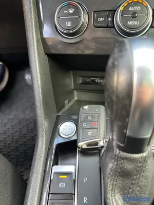 2020 Volkswagen Tiguan — foto 16 / 17