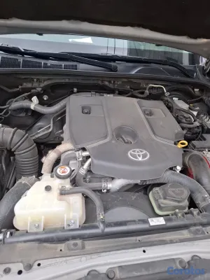 2023 Toyota Hilux — foto 10 / 17