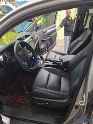 2023 Toyota Hilux — foto 15 / 17