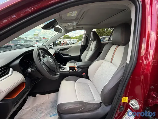 2019 Toyota Rav-4 — foto 5 / 8