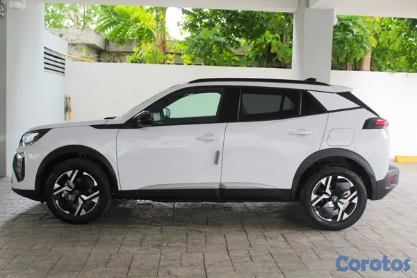 2026 Peugeot 2008 Allure — foto 7 / 11