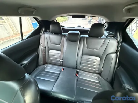 2020 Nissan Kicks — foto 3 / 6