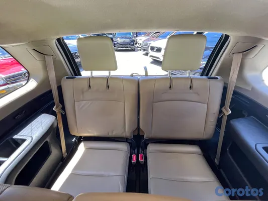 2014 Toyota 4 Runner — foto 9 / 10