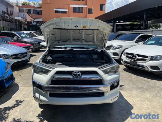 2014 Toyota 4 Runner — foto 10 / 10