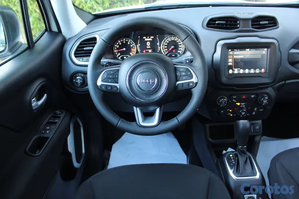 2026 Jeep Renegade — foto 8 / 8