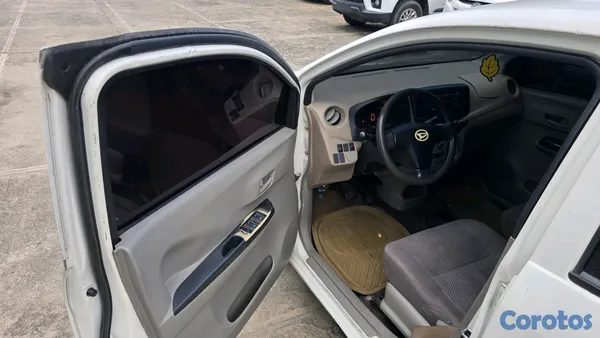 2014 Daihatsu Mira — foto 7 / 11