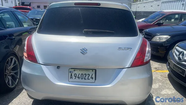 2016 Suzuki Swift — foto 3 / 18