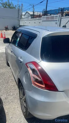 2016 Suzuki Swift — foto 7 / 18