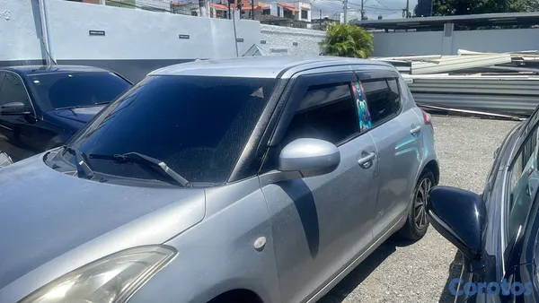 2016 Suzuki Swift — foto 10 / 18