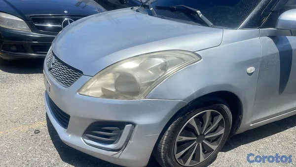 2016 Suzuki Swift — foto 11 / 18
